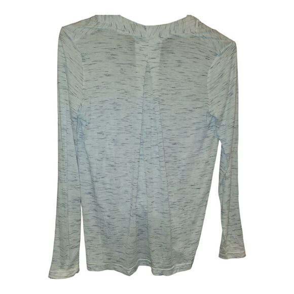 Anthropologie Akemi+Kin Light Grey Space Dye Faux Wrap Loose Longsleeve Top XS - Picture 7 of 15